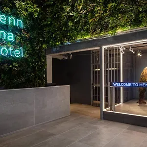 Otel Henn Na, New York